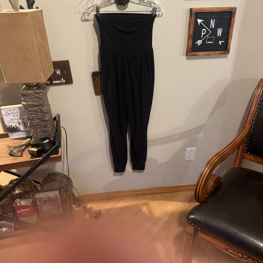 Black Women's black joggers extra extra small